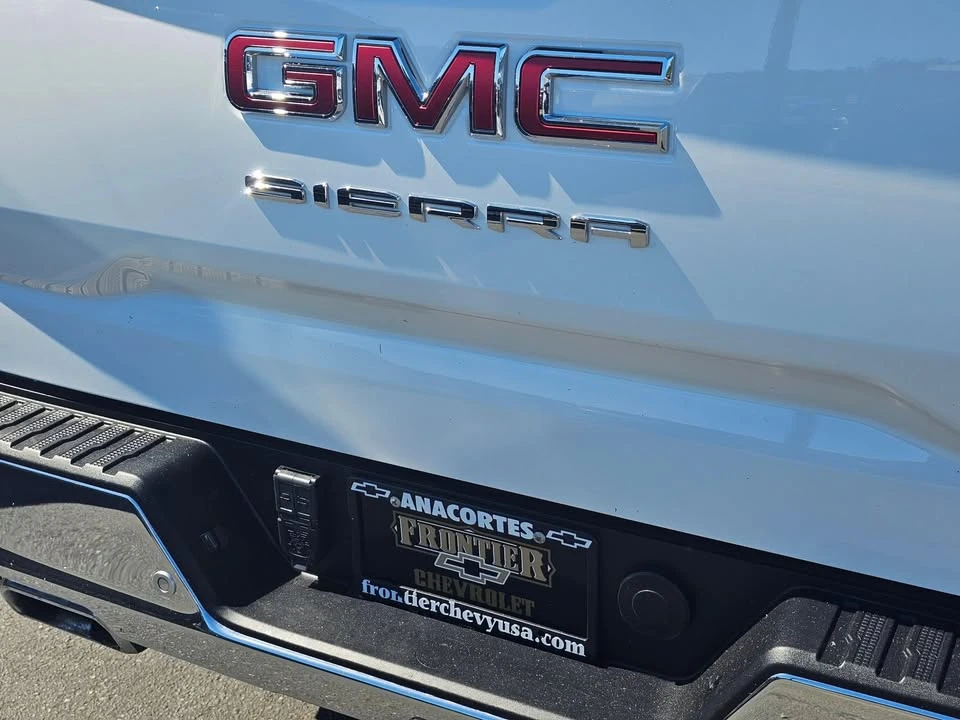 2024 GMC Sierra 5th Gen - Image 14 of 20