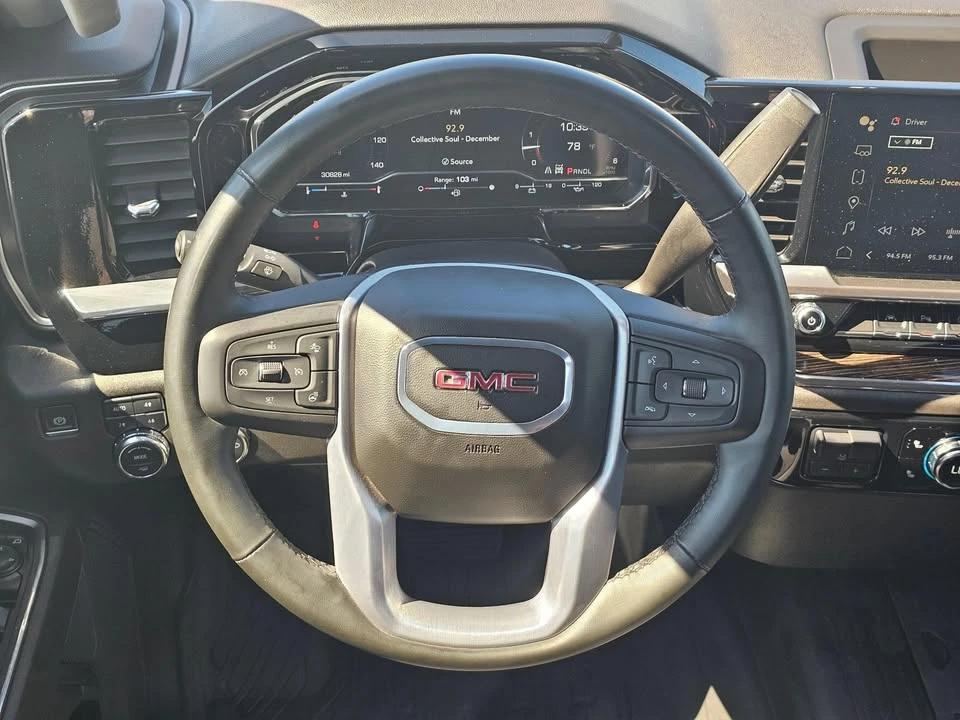 2024 GMC Sierra 5th Gen - Image 19 of 20