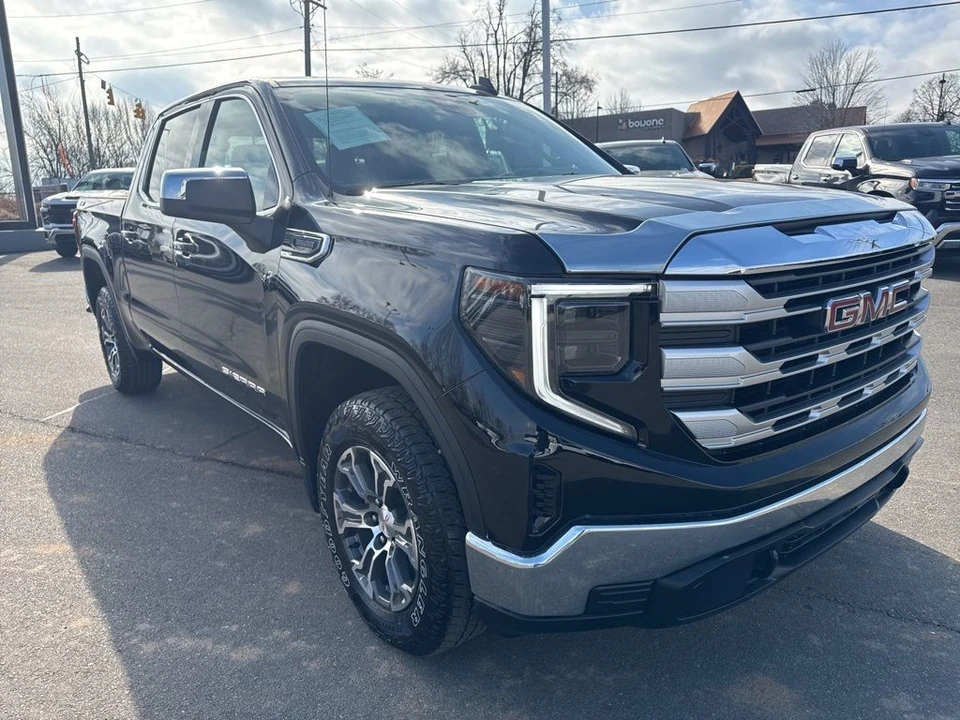 2024 GMC Sierra 5th Gen - Image 7 of 12