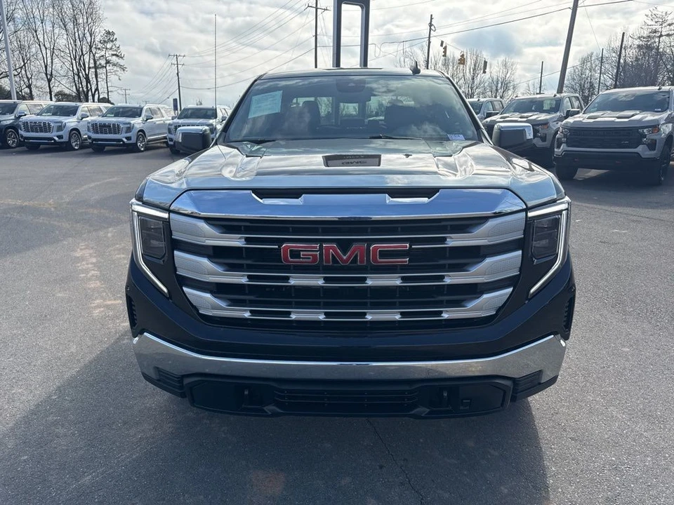2024 GMC Sierra 5th Gen - Image 8 of 12
