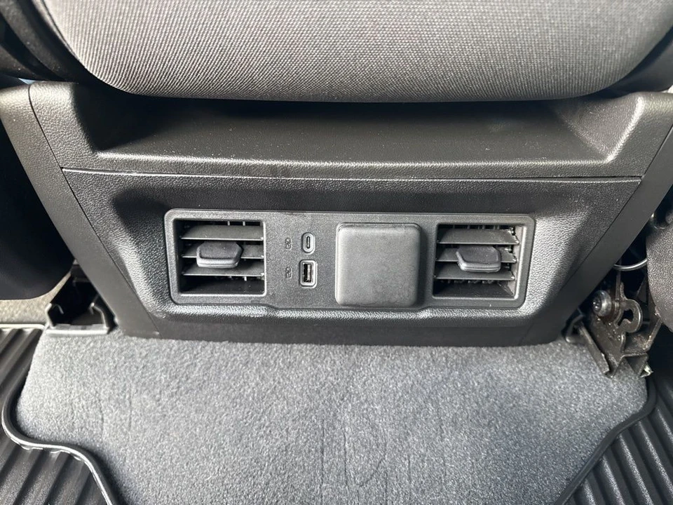 2024 GMC Sierra 5th Gen - Image 14 of 21