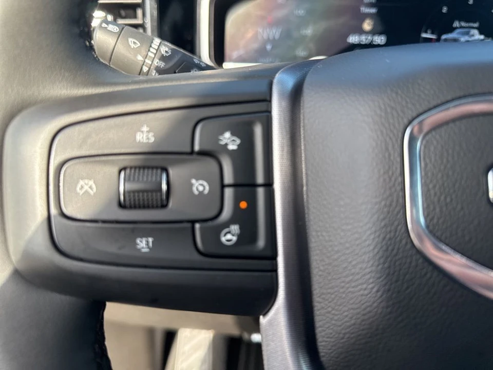 2024 GMC Sierra 5th Gen - Image 19 of 21