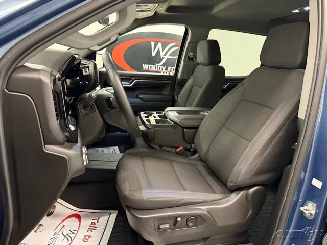 2024 GMC Sierra 5th Gen - Image 11 of 12