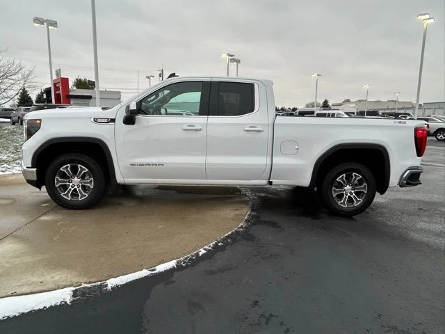 2024 GMC Sierra 5th Gen - Image 4 of 12
