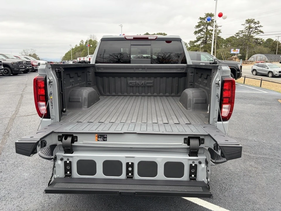 2024 GMC Sierra 5th Gen - Image 7 of 12