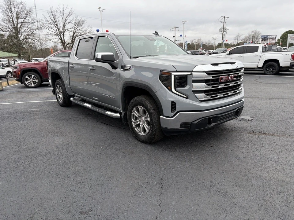 2024 GMC Sierra 5th Gen - Image 3 of 12