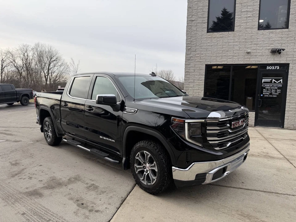 2024 GMC Sierra 5th Gen - Image 4 of 20