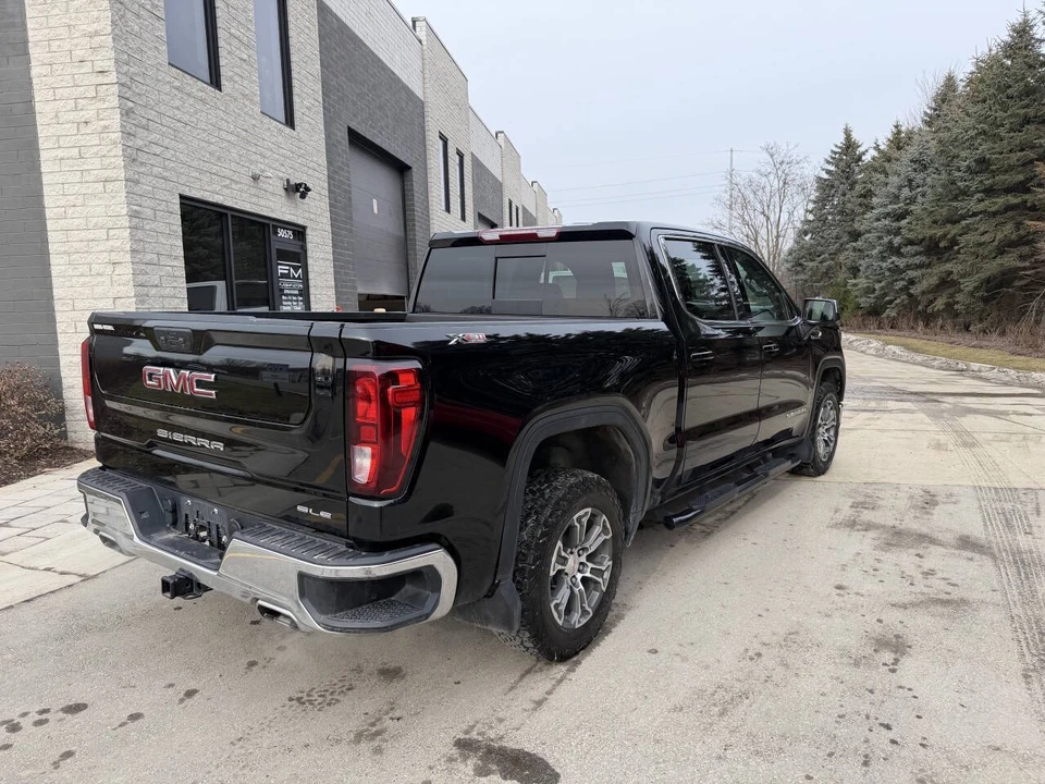 2024 GMC Sierra 5th Gen - Image 7 of 20