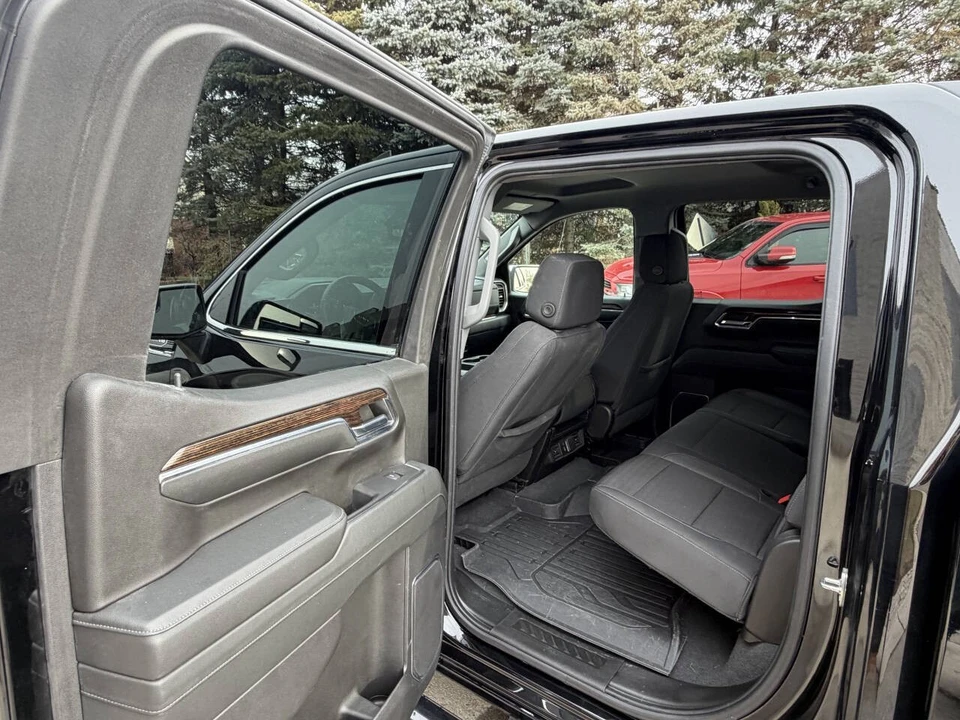 2024 GMC Sierra 5th Gen - Image 14 of 20