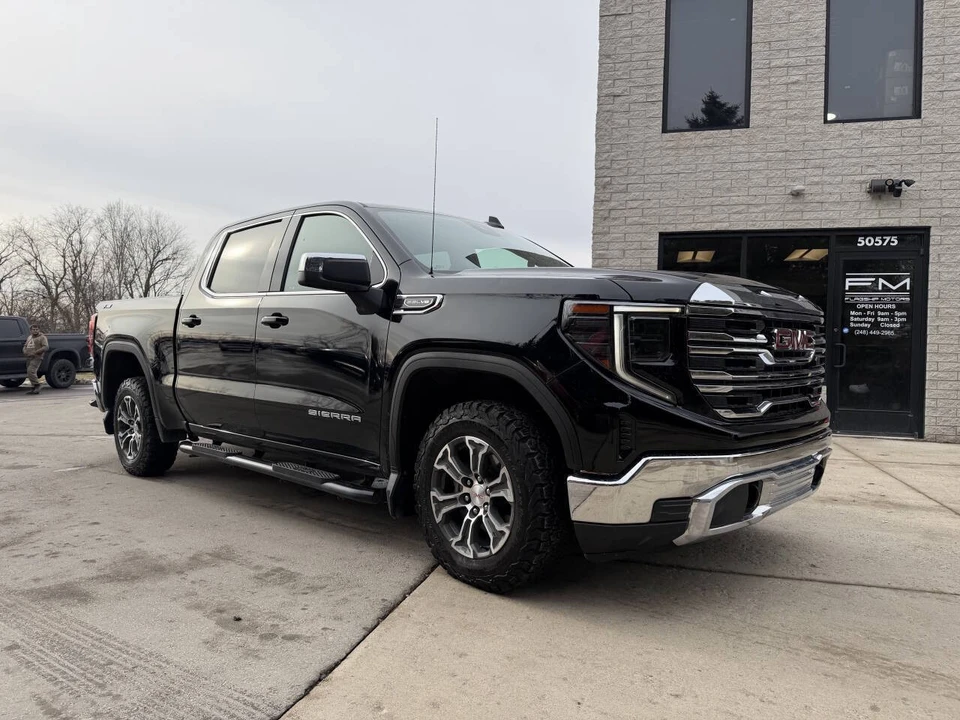 2024 GMC Sierra 5th Gen - Image 5 of 20