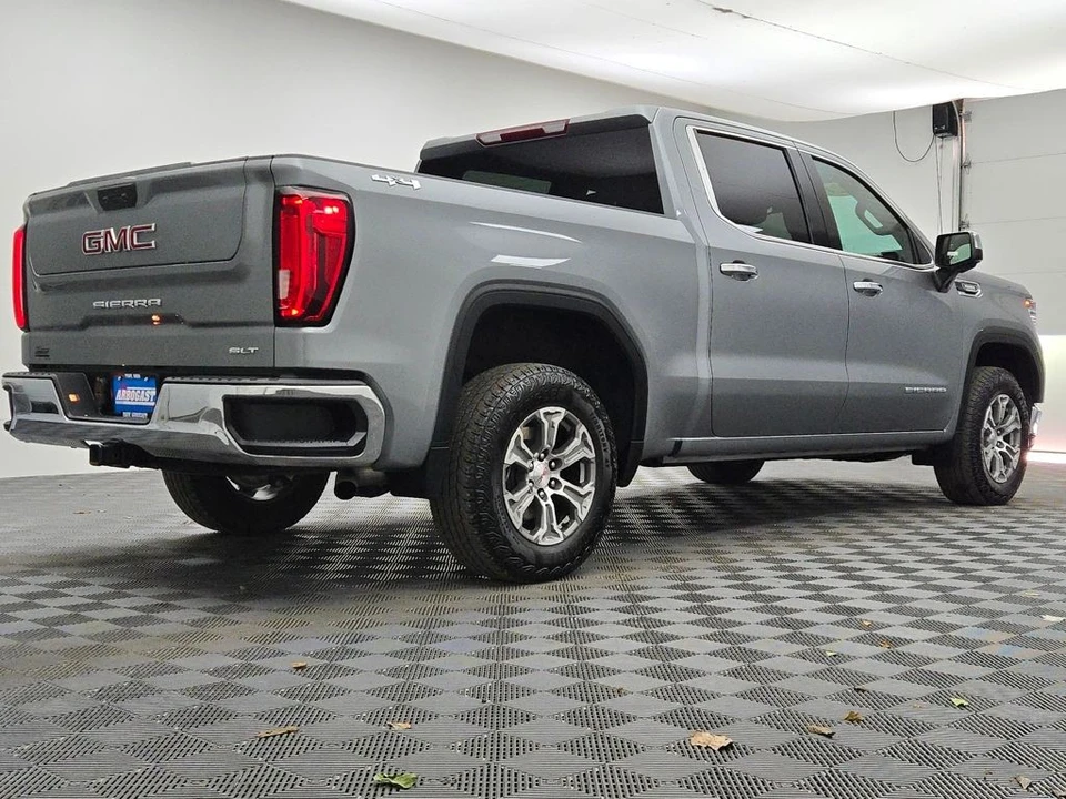 2024 GMC Sierra 5th Gen - Image 8 of 12