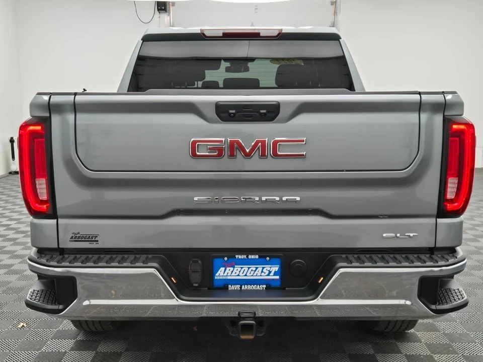 2024 GMC Sierra 5th Gen - Image 9 of 12
