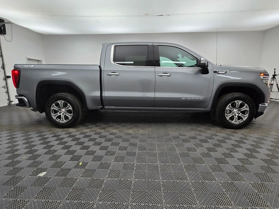 2024 GMC Sierra 5th Gen - Image 7 of 12