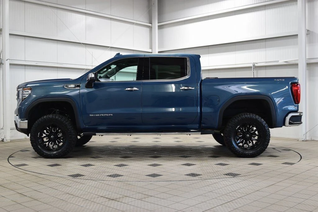 2024 GMC Sierra 5th Gen - Image 4 of 21