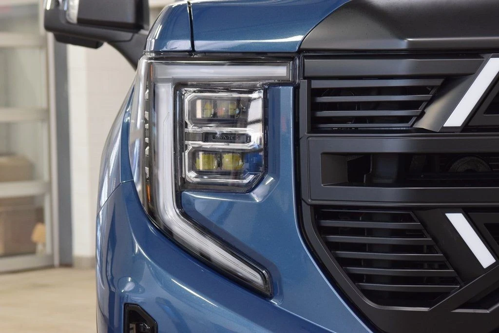 2024 GMC Sierra 5th Gen - Image 10 of 12