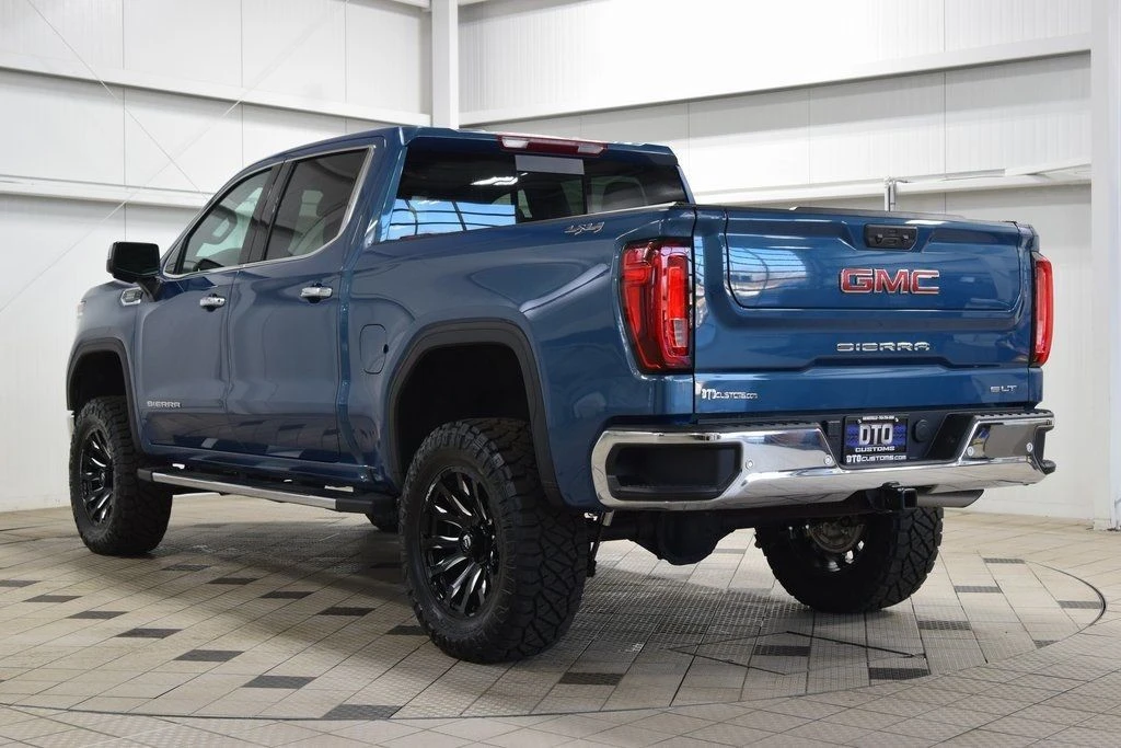 2024 GMC Sierra 5th Gen - Image 5 of 21