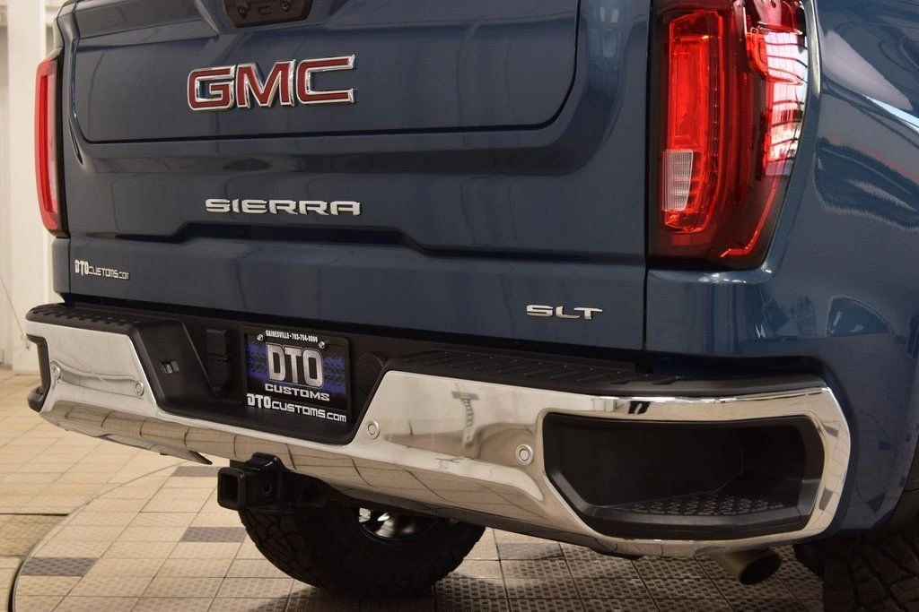 2024 GMC Sierra 5th Gen - Image 18 of 21
