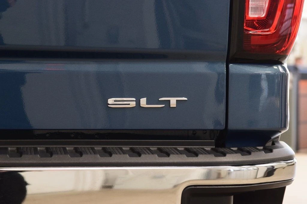 2024 GMC Sierra 5th Gen - Image 19 of 21