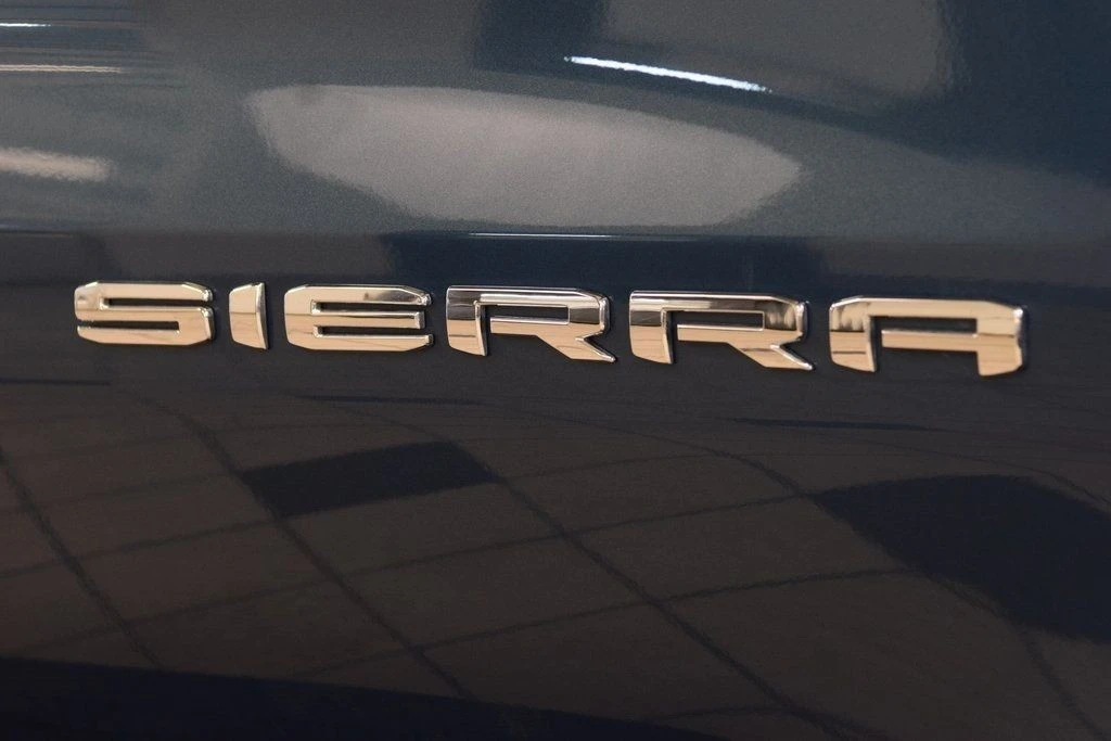 2024 GMC Sierra 5th Gen - Image 14 of 21