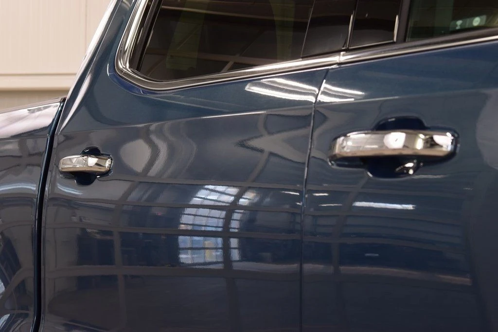 2024 GMC Sierra 5th Gen - Image 16 of 21