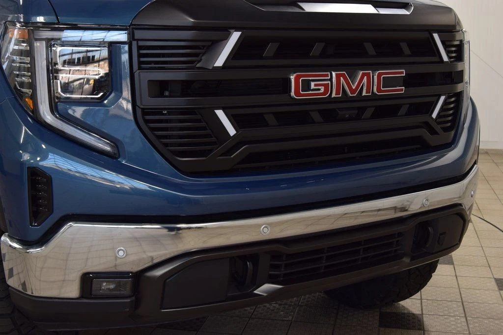 2024 GMC Sierra 5th Gen - Image 11 of 21