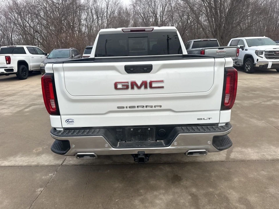 2024 GMC Sierra 5th Gen - Image 8 of 12