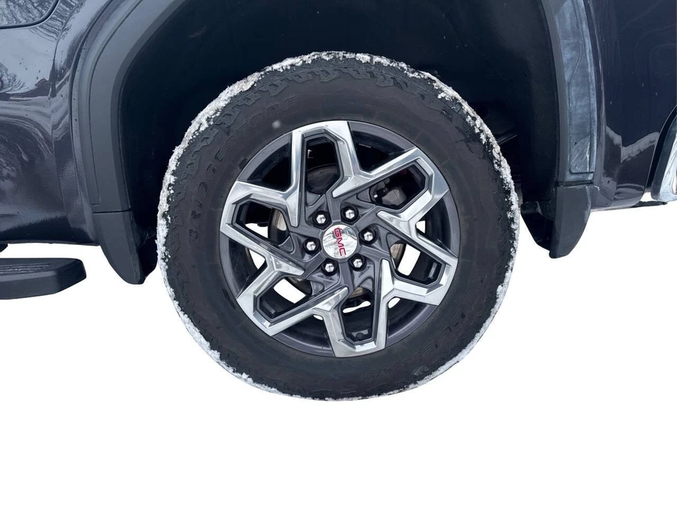 2024 GMC Sierra 5th Gen - Image 16 of 21