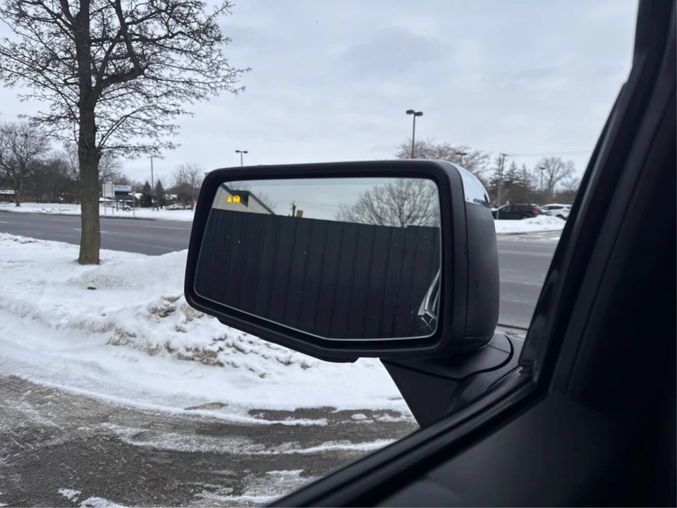 2024 GMC Sierra 5th Gen - Image 17 of 21