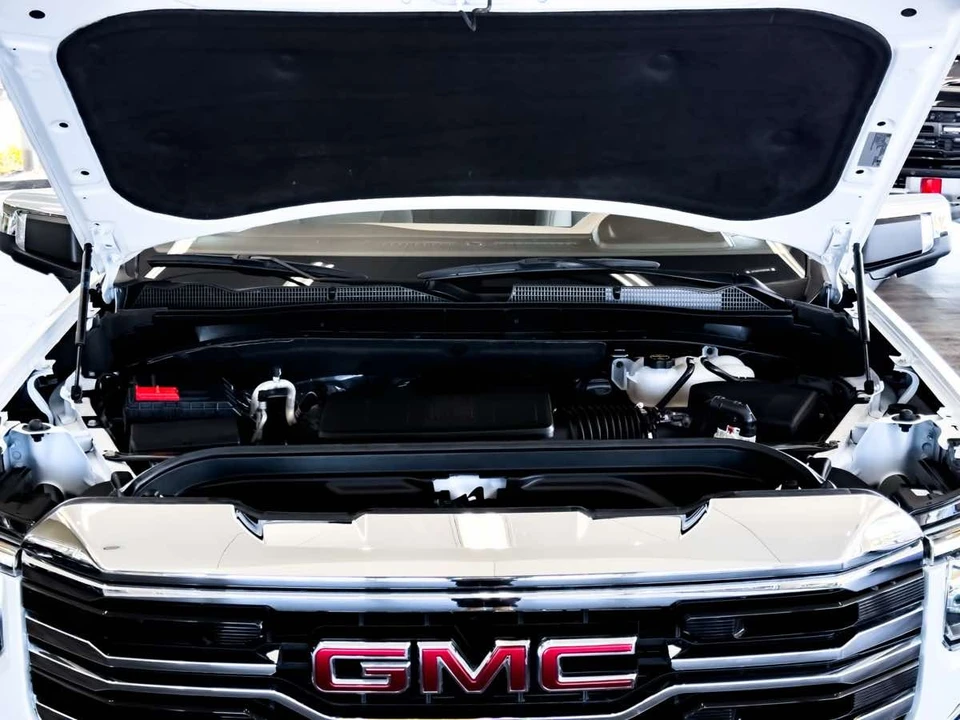 2024 GMC Sierra 5th Gen - Image 30 of 31