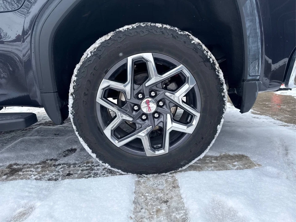2024 GMC Sierra 5th Gen - Image 19 of 21