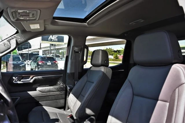2024 GMC Sierra 5th Gen - Image 9 of 18