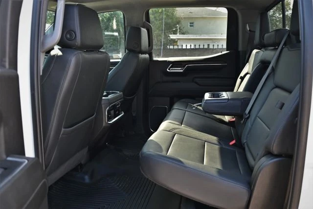 2024 GMC Sierra 5th Gen - Image 18 of 21