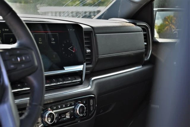 2024 GMC Sierra 5th Gen - Image 10 of 21
