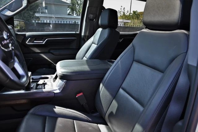 2024 GMC Sierra 5th Gen - Image 14 of 21