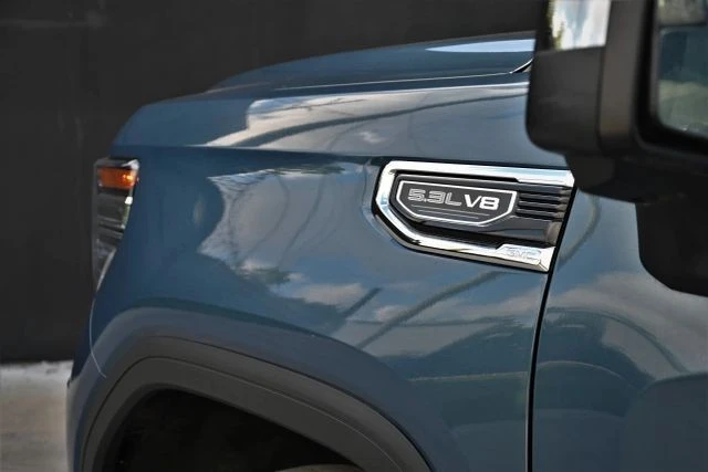 2024 GMC Sierra 5th Gen - Image 9 of 21