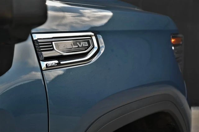 2024 GMC Sierra 5th Gen - Image 10 of 21