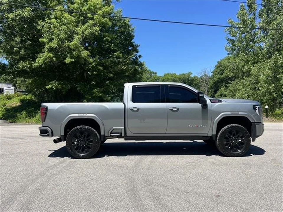 2024 GMC Sierra 5th Gen - Image 8 of 20