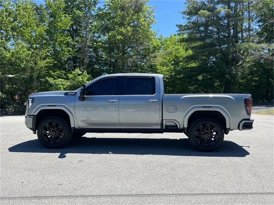 2024 GMC Sierra 5th Gen - Image 3 of 20