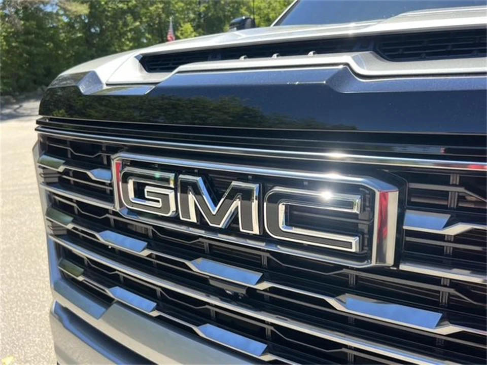 2024 GMC Sierra 5th Gen - Image 16 of 20
