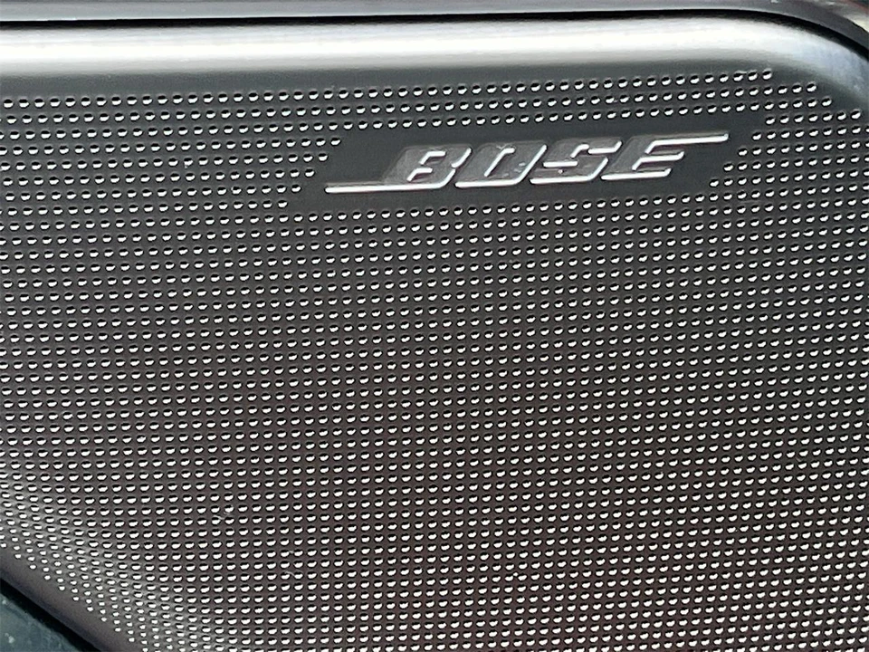 2024 GMC Sierra 5th Gen - Image 19 of 31
