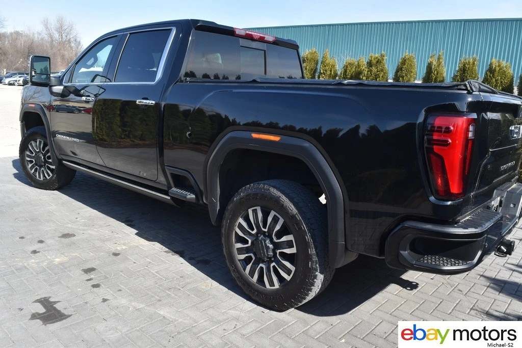 2024 GMC Sierra 5th Gen - Image 7 of 21