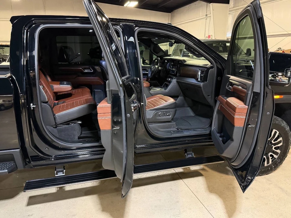 2024 GMC Sierra 5th Gen - Image 11 of 12