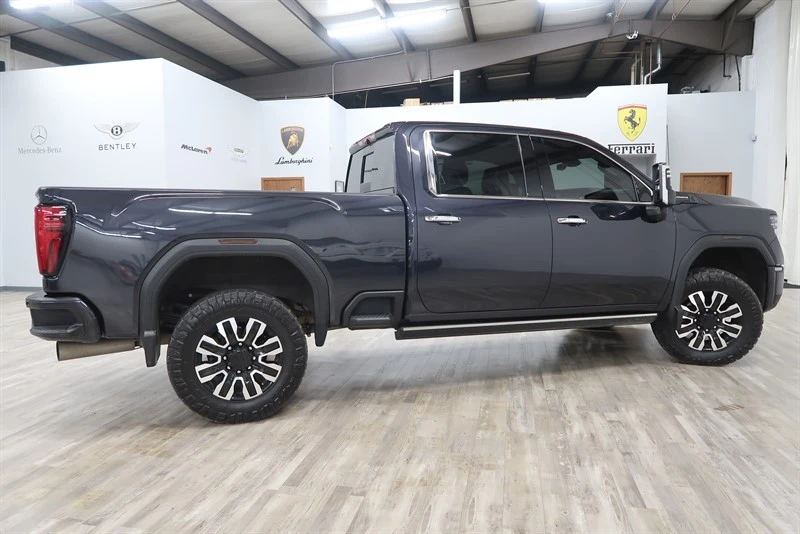 2024 GMC Sierra 5th Gen - Image 3 of 21