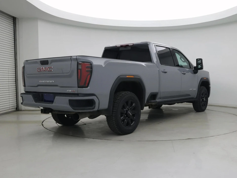 2024 GMC Sierra 5th Gen - Image 8 of 21