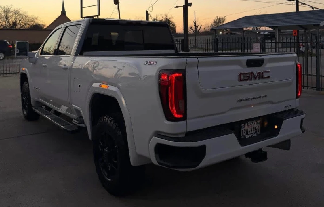 2024 GMC Sierra 5th Gen - Image 7 of 10