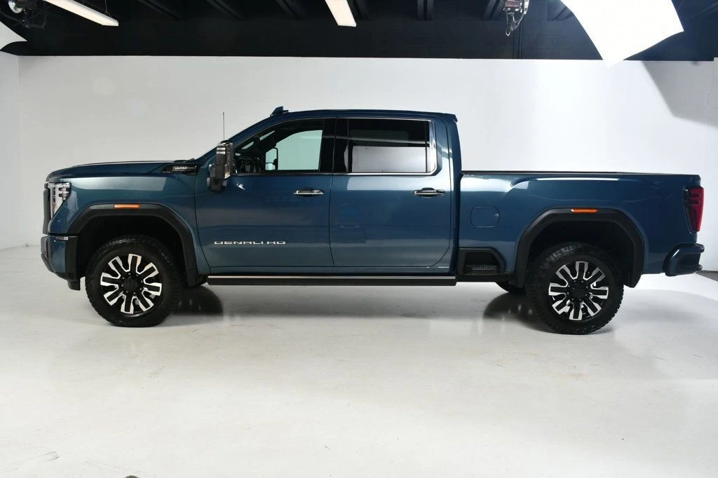 2024 GMC Sierra 5th Gen - Image 3 of 12