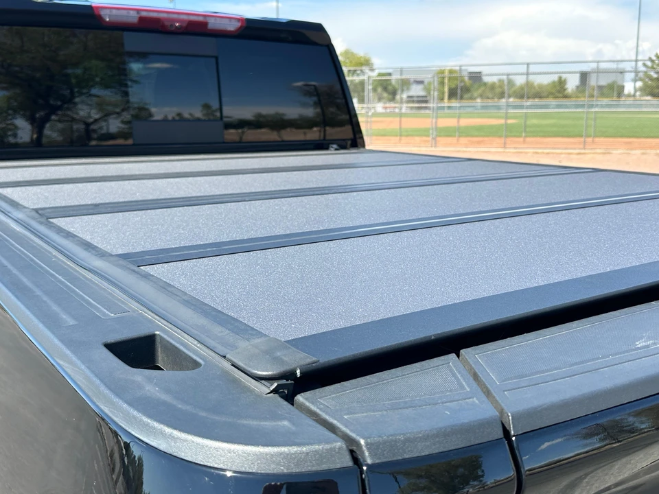 2024 GMC Sierra Heavy Duty 5th Gen - Image 19 of 31