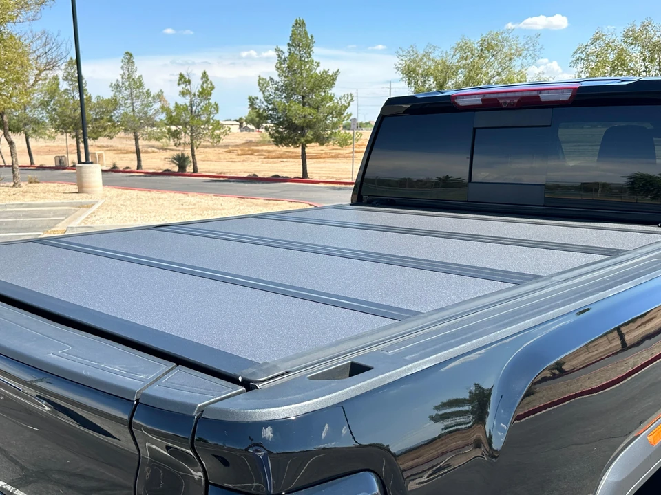 2024 GMC Sierra Heavy Duty 5th Gen - Image 25 of 31