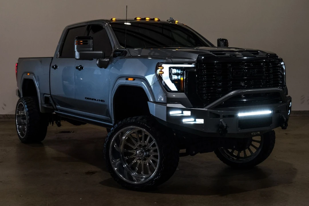2024 GMC Sierra 5th Gen - Image 5 of 12
