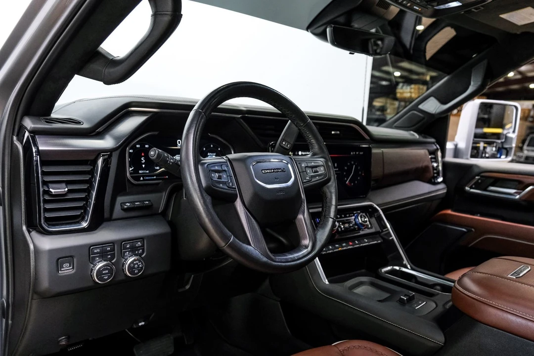 2024 GMC Sierra 5th Gen - Image 12 of 12